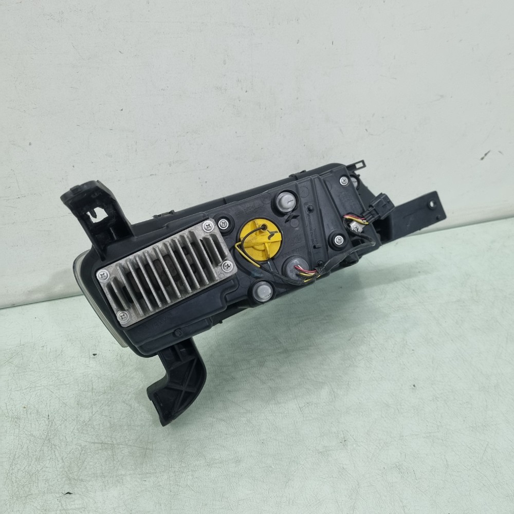 Farol Lado Esquerdo Superior Renault Kwid 2022 À 2025 4