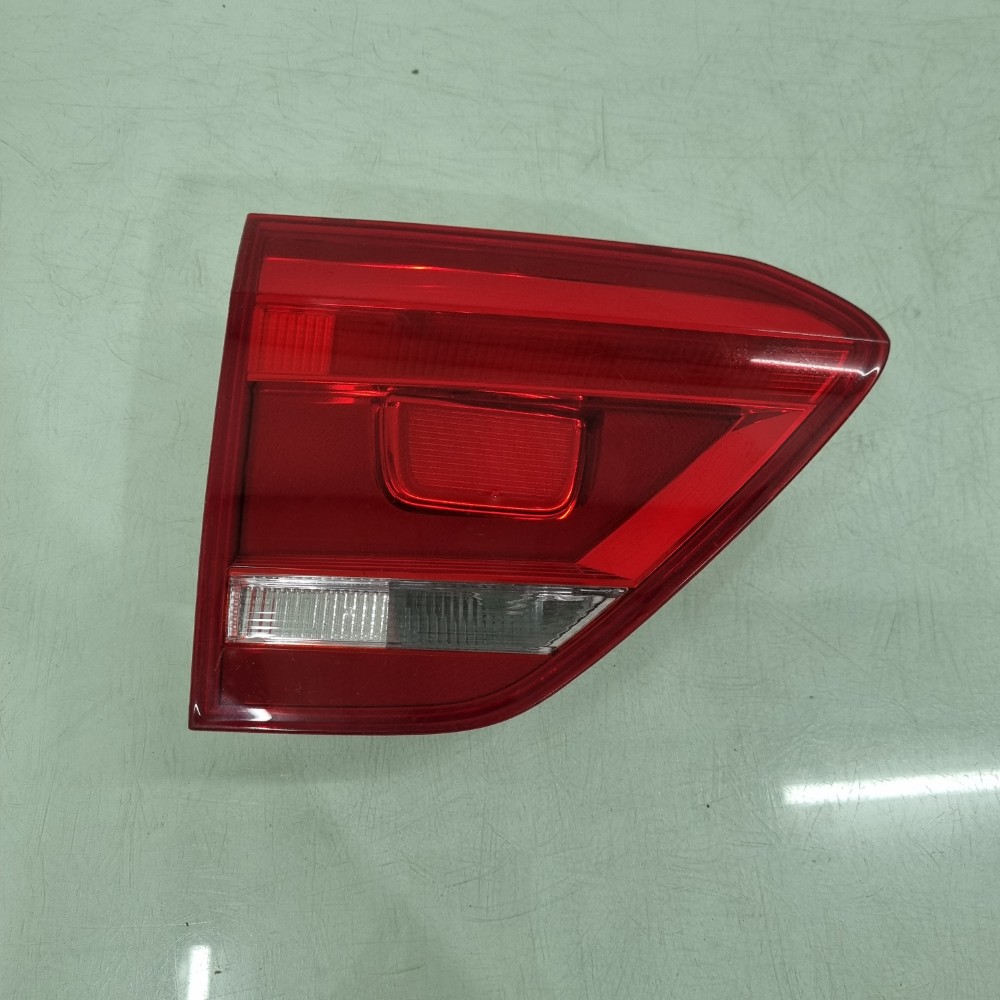 Lanterna Do Lado Esquerdo Volkswagen Fox Modelos 2015/2021 Esquerdo/motorista