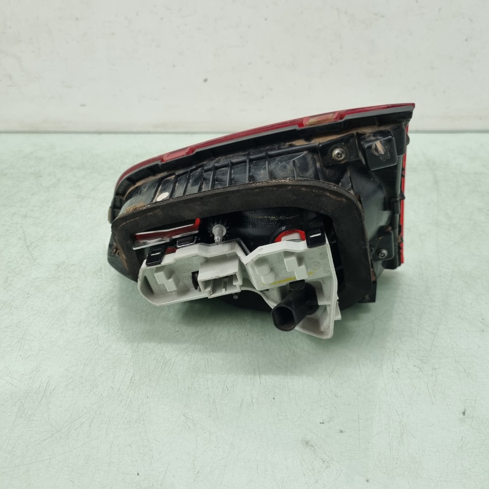 Lanterna Esquerda Tampa Traseira Volkswagen Golf 2015/2018 Esquerdo/motorista 4