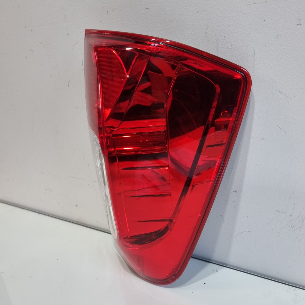 Lanterna Do Lado Direito Nissan Frontier Modelos 2017/2021 Direito/passageiro 3