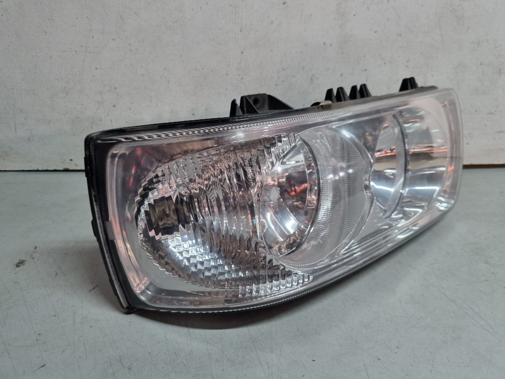 Farol Lado Direito Daf Xf  Modelos 2010/2019 Direito/passageiro 2