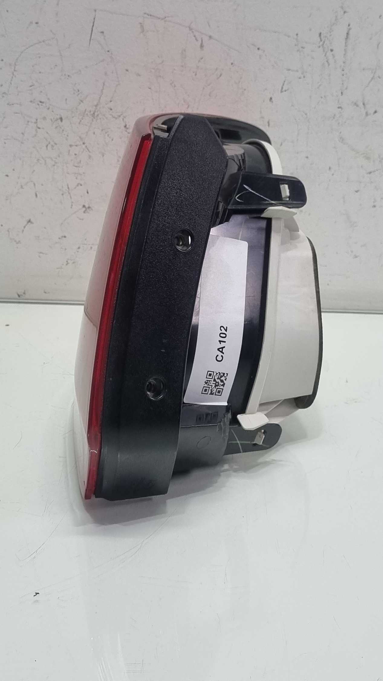 Lanterna lado esquerdo Volkswagen Gol G6 modelo 2013/2015 PRE 2