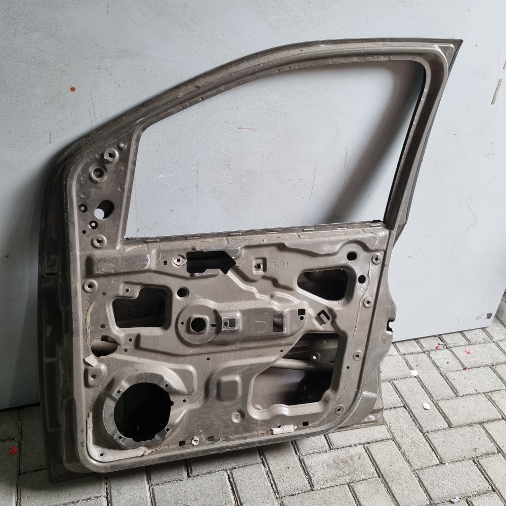 Porta Dianteira Do Lado Direito Fiat Uno Way 2010/2015 Dianteira 4