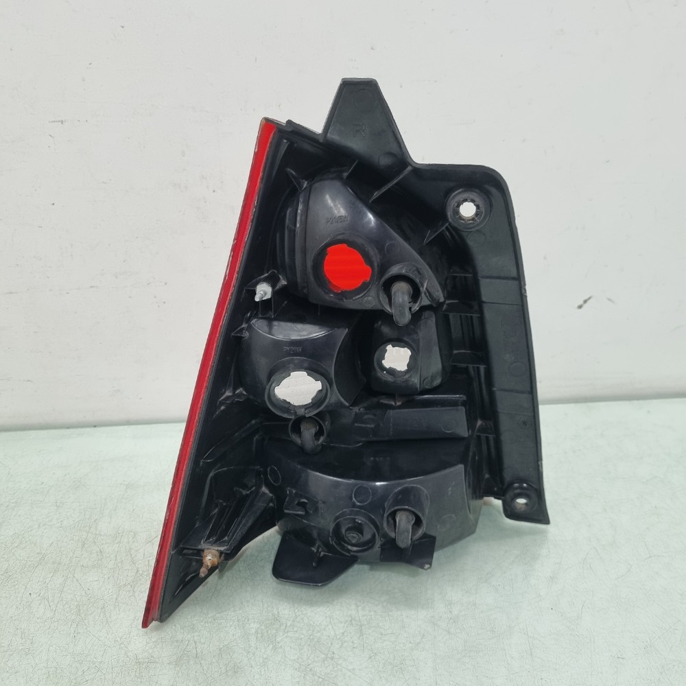 Lanterna Direita Nissan Livina 2010/2015 Recondicionada 4