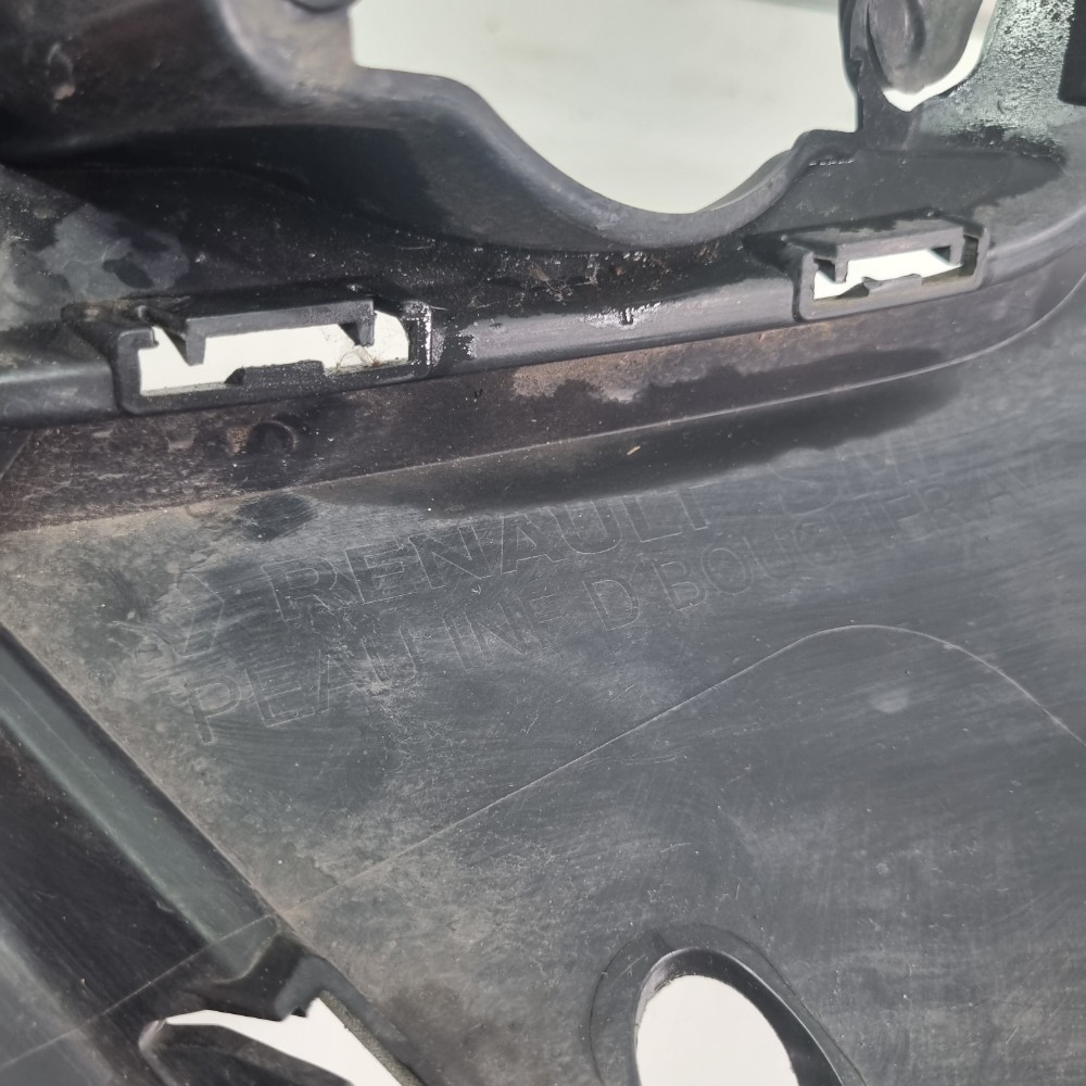 Moldura Farol de Milha Esquerdo Renault Duster 2020–2024 Original 6