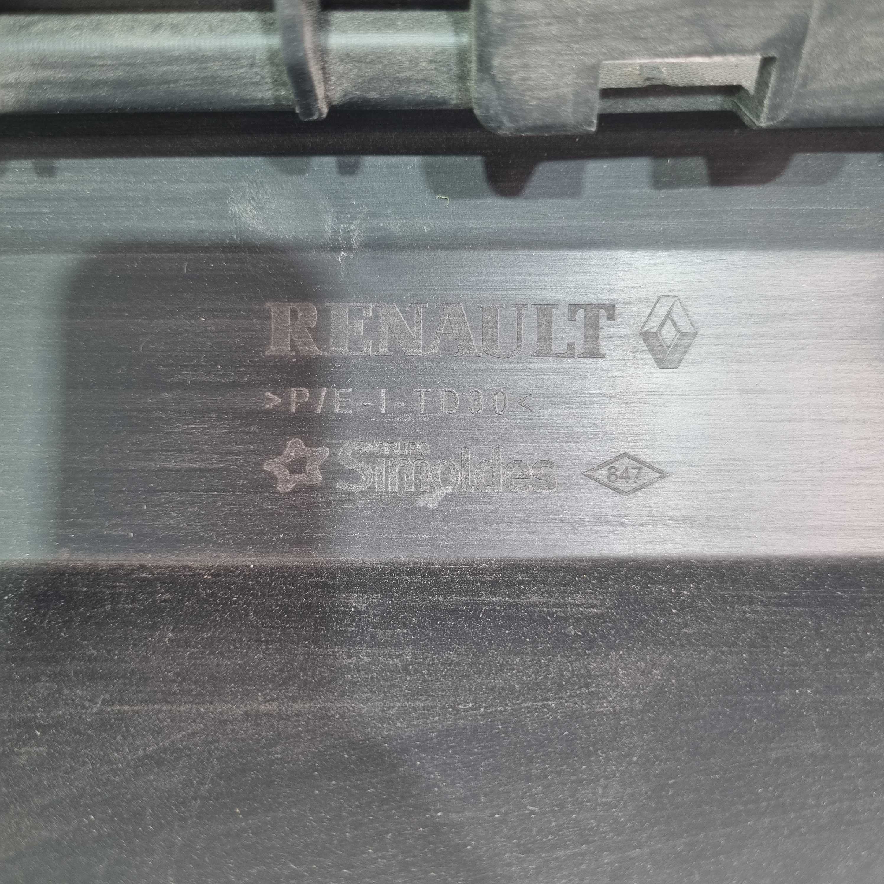 Spoiler Lateral Do Lado Esquerdo Renault Duster 2020/2023 7