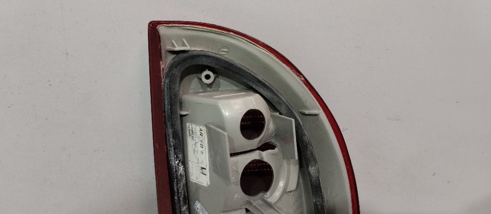 Lanterna Traseira Esquerda Do Pick Up Corsa 1995/1999 Usado. Esquerdo/motorista Vermelha 4
