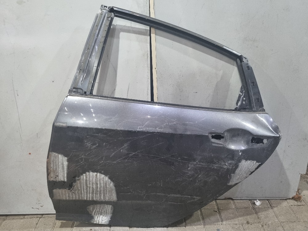 Porta traseira esquerda Honda Civic 2017/2021 recuperada 1