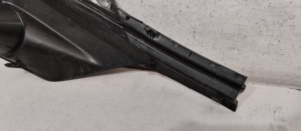 Moldura Milha Esquerda Toyota Etios 2017/2018 Original 4