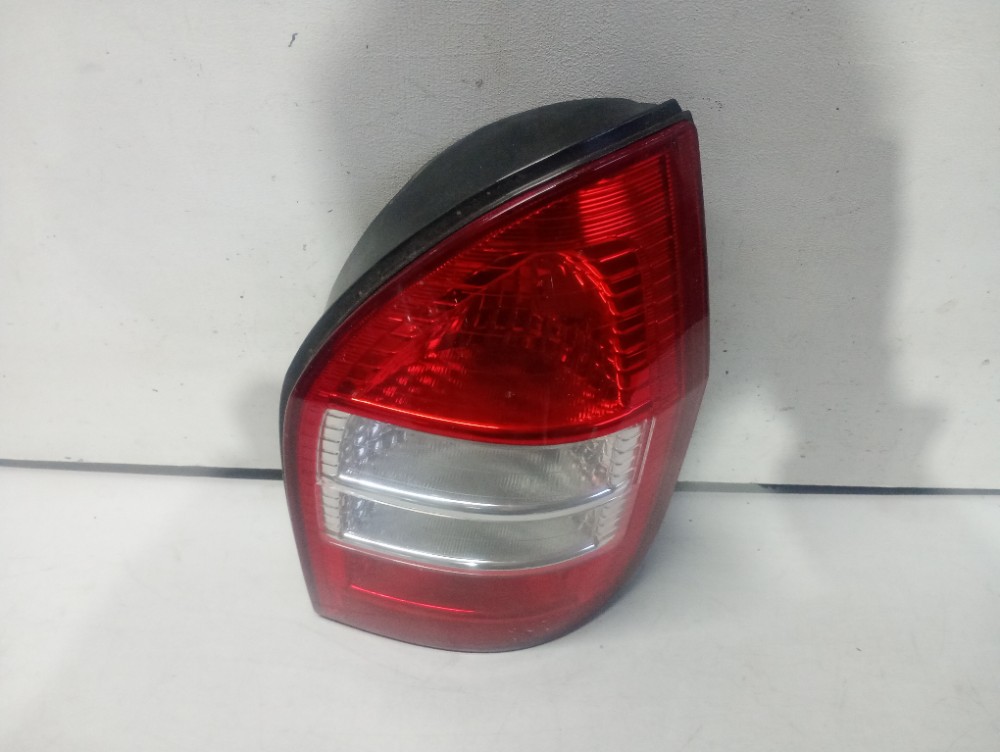Lanterna Direita Chevrolet Zafira 2003 / 2007 Recuperado Direito/passageiro 5