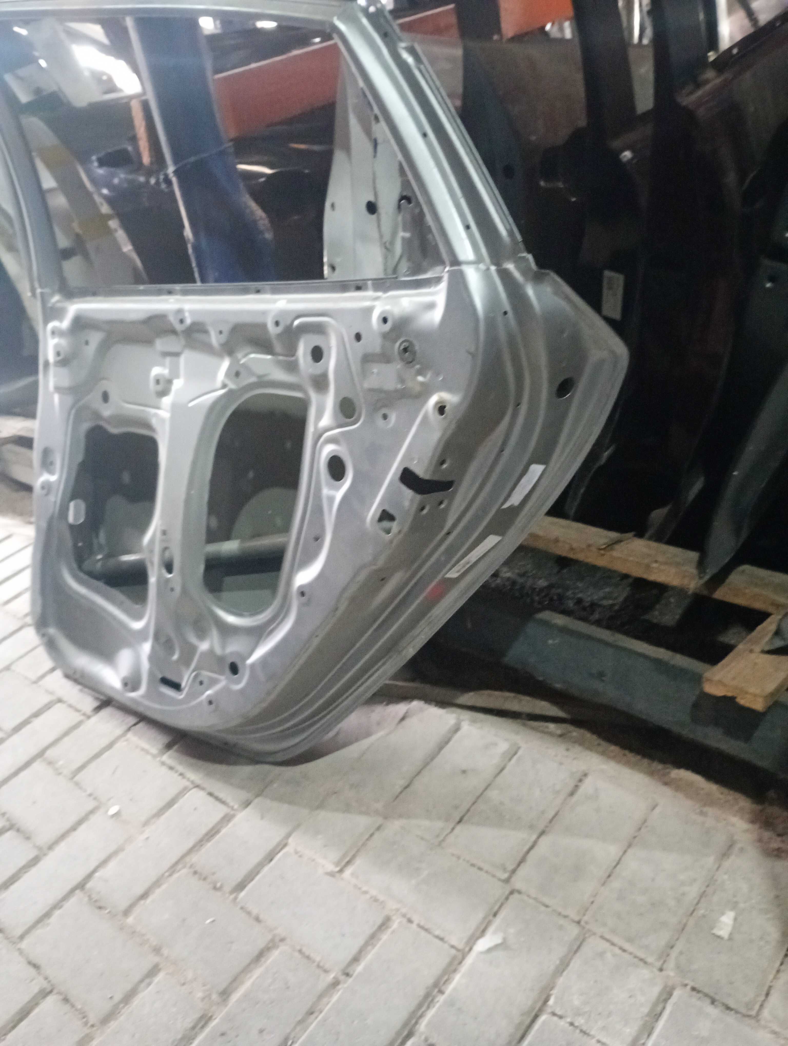 Porta traseira Honda Civic direita 2018/2022 3