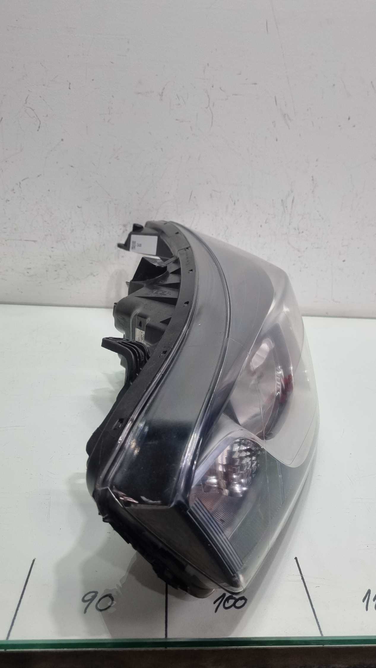 Farol lado esquerdo Hyundai HB20 modelo 2013/2019 4
