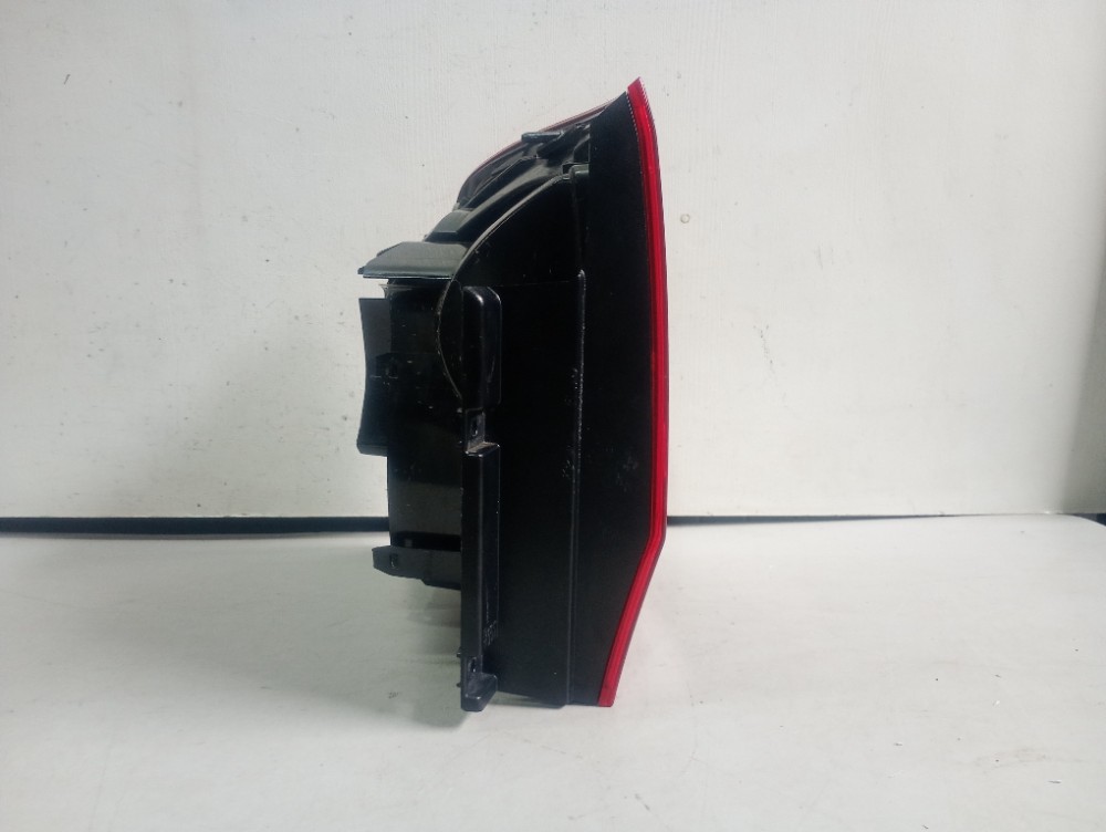Lanterna Direita Oroch 2015/2025 Recuperada 6