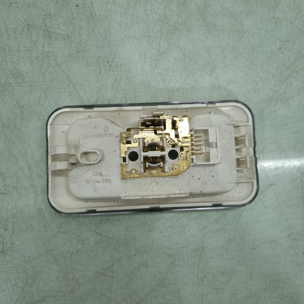 Luz De teto Renault Master 2013/2022 Recuperado 4