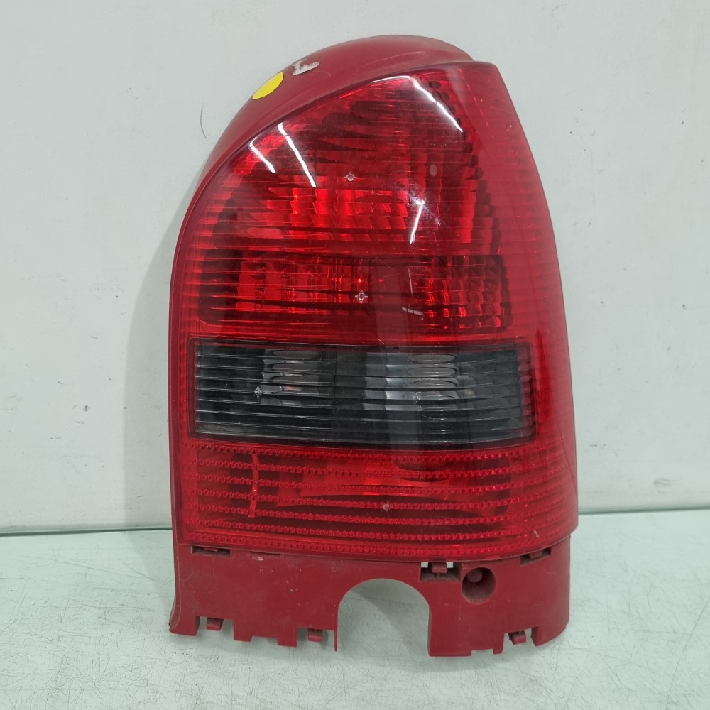 Lanterna Do Lado Direito Volkswagen Gol G3 2001/2005 Direito/passageiro 1