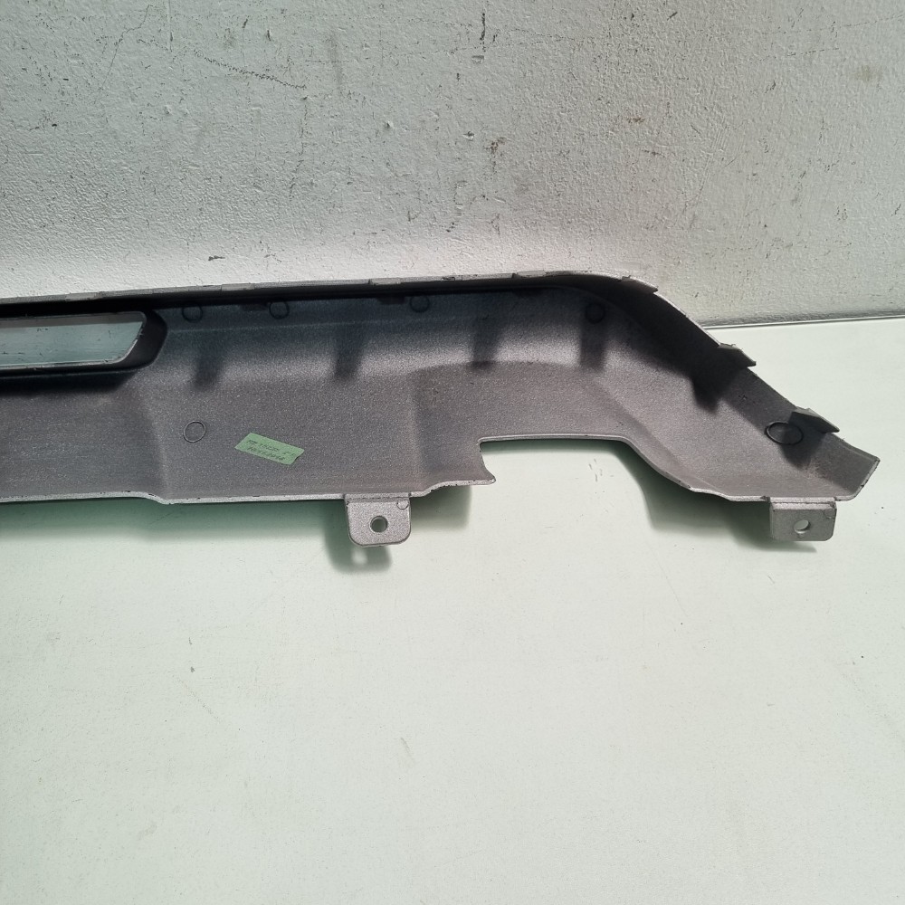 Moldura Parachoque Tras Chevrolet Ônix Acctive 2016/2019 5