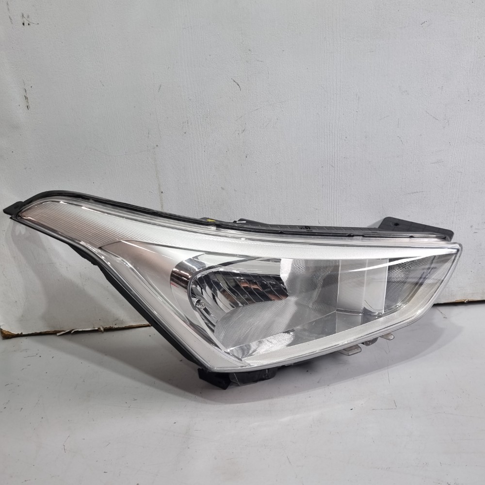 Farol Do Lado Direito Hyundai Creta Modelos 2020/2024 Direito/passageiro