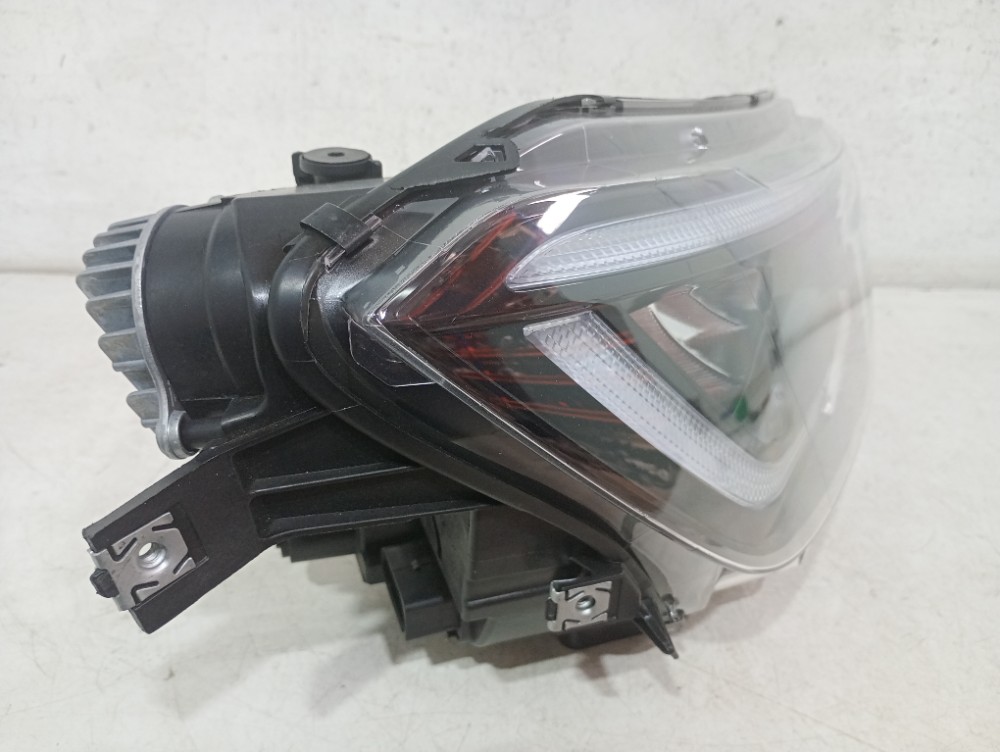 Farol direita Full LED Original NIVUS 2022/2025 3
