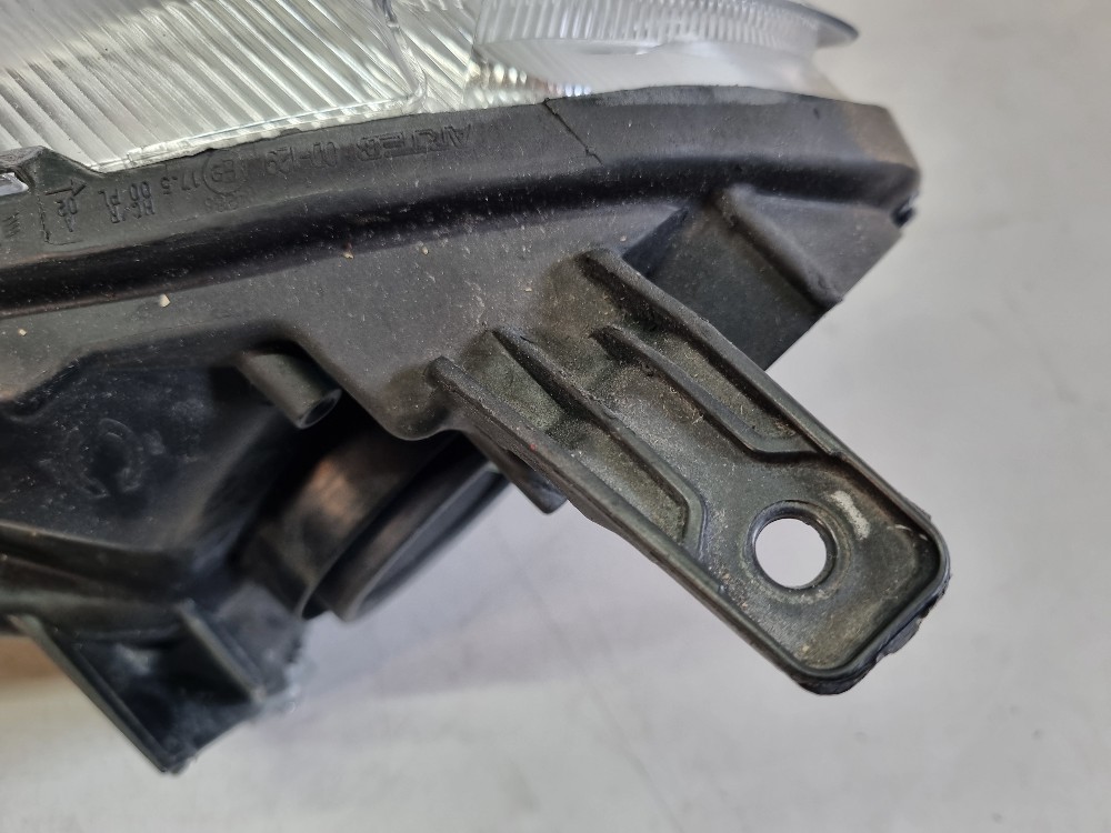 Farol Dir. Máscara Negra Toyota Etios 2015/2019 Recuperado Direito/passageiro 8