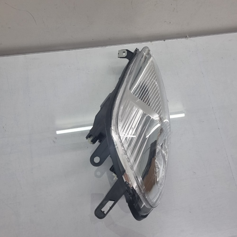 Farol Do Lado Direito Fiat Punto Modelos 2007/2012 Direito/passageiro 3