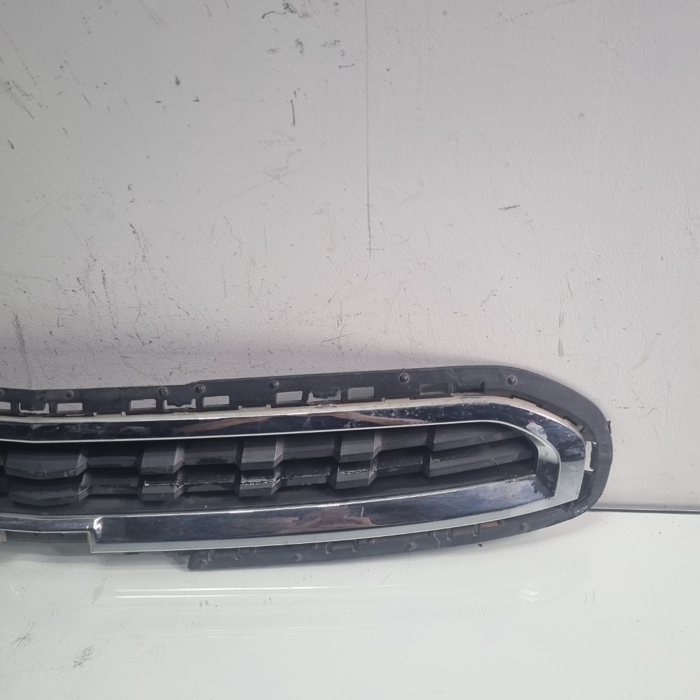 Grade Dianteira Superior Chevrolet Spin 2012–2016 4