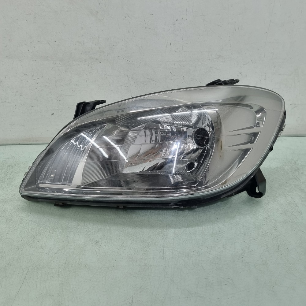 Farol Esquerdo Fumê Chevrolet Celat Modelos 2010/2013 Esquerdo/motorista 1