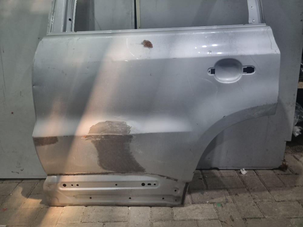 Porta Traseira Do Lado Esquerdo Volkswagen Tiguan 2010/2015 Traseira Esquerdo 3