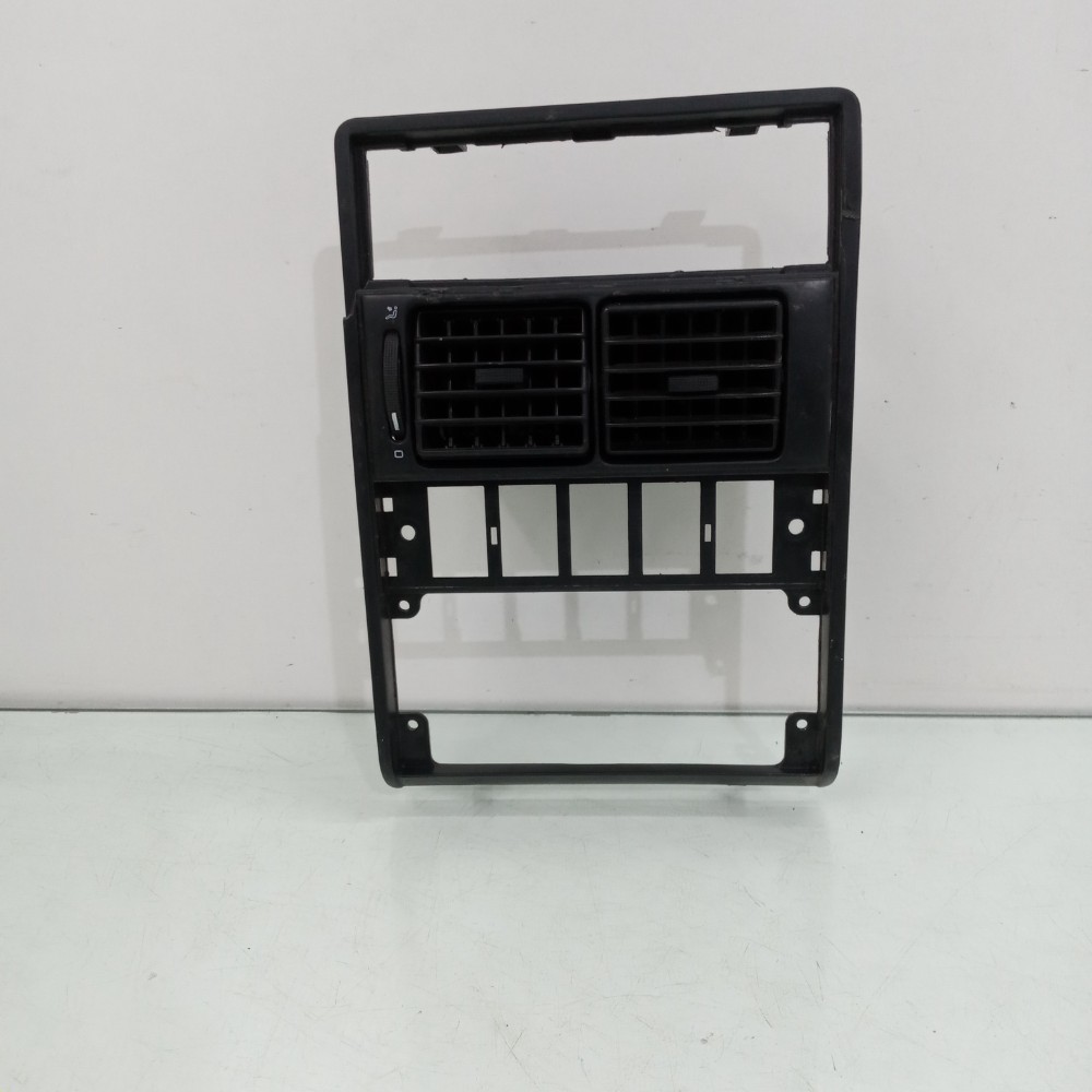 Moldura De Rádio Volkswagen Gol Bola 1995 À 1999 Recuperado