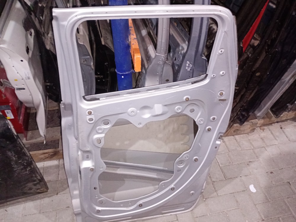Porta Traseira Direita Fiat Toro 2016/24 4