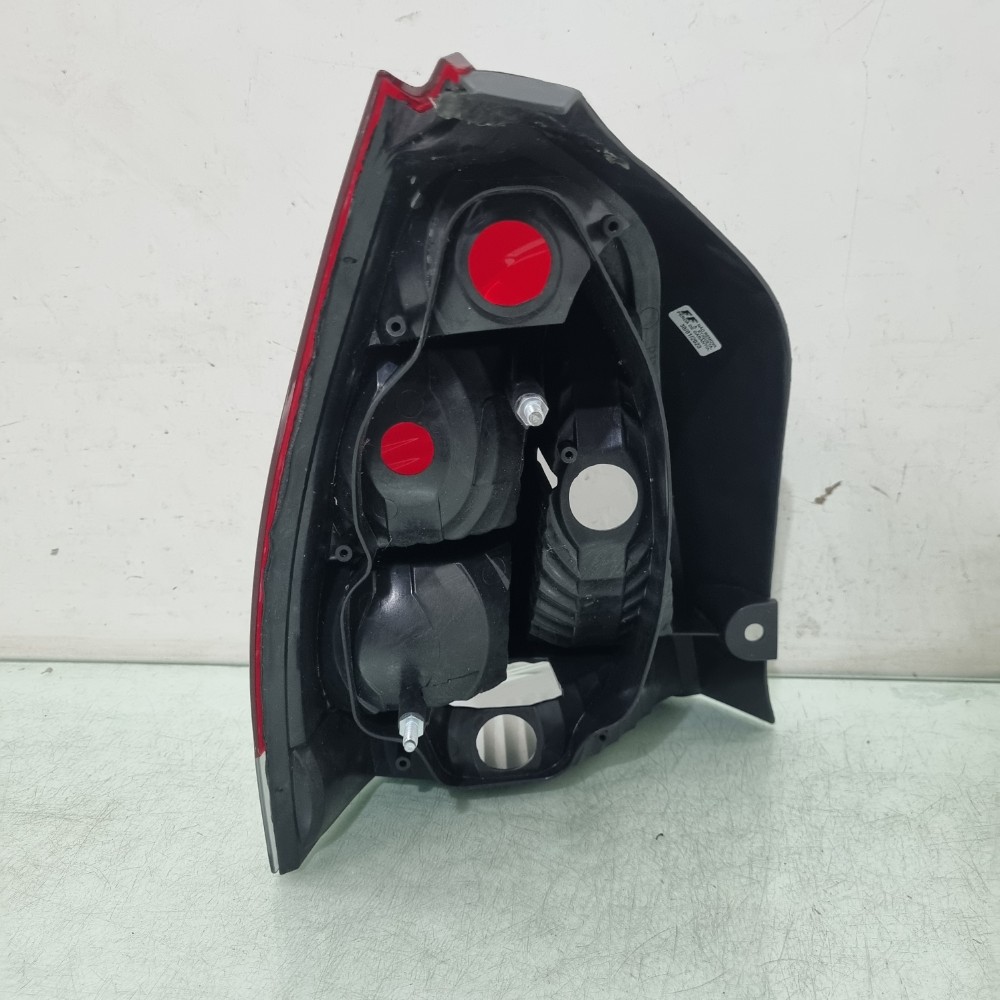 Lanterna Direita Fiat Palio Sapao Modelos 2004/2010 Direito/passageiro 4