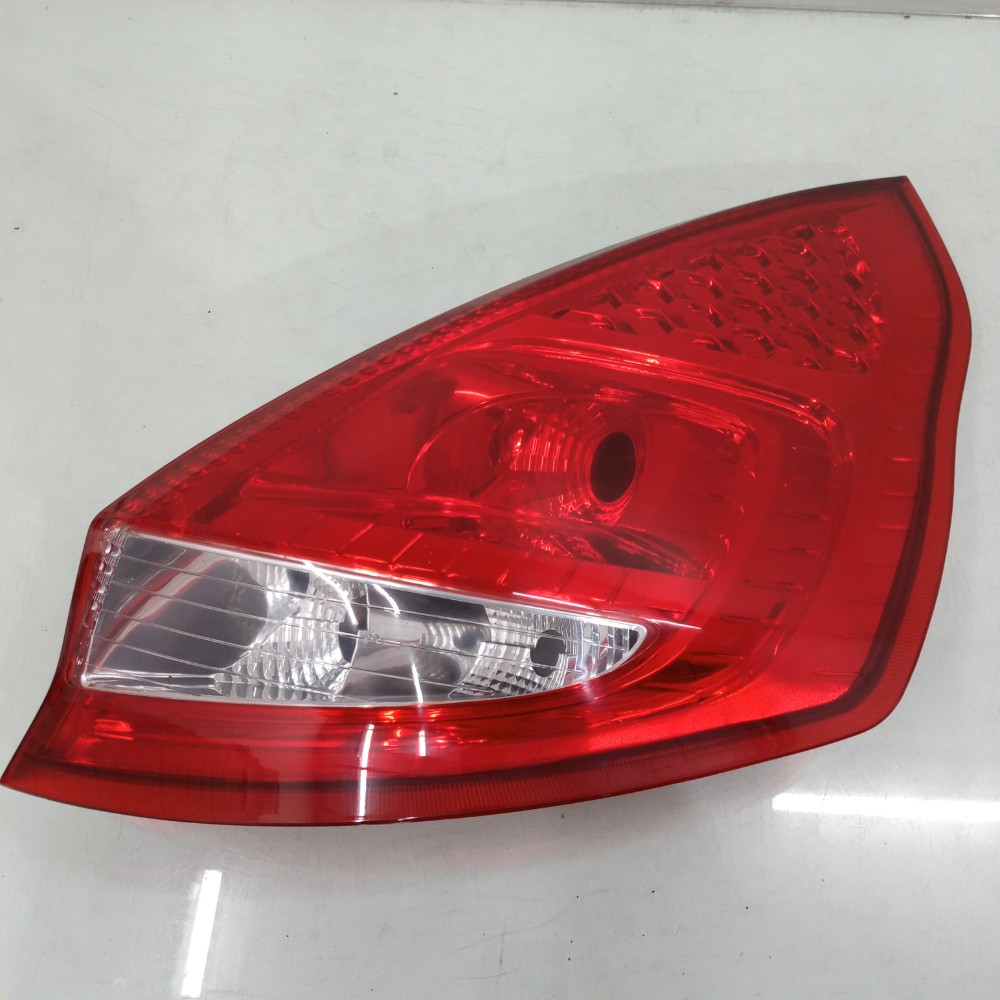 Lanterna New Fiesta Hatch Lado Direito 2010/2012 Recuperada 1