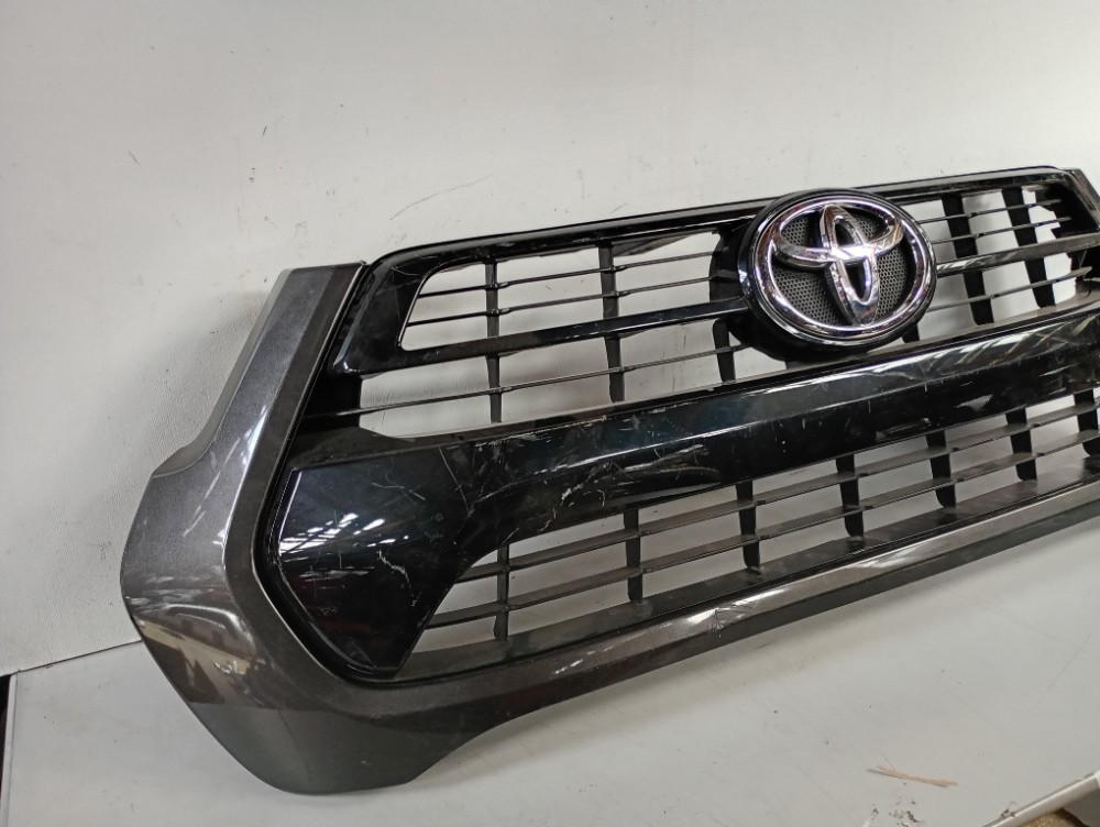 Grade Central Para Toyota Hilux Anos 2021/2023 Original 3