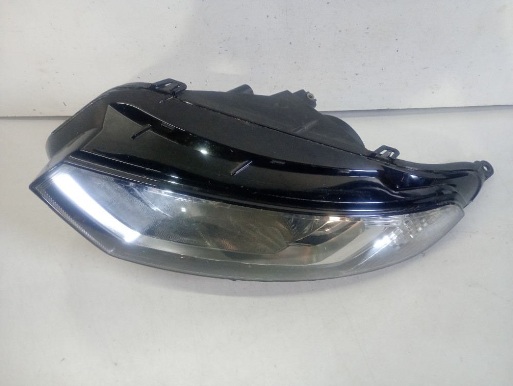 Farol Esquerdo Com Led Ford Ecosport 2013/2018 Usada Recup Esquerdo/motorista 2