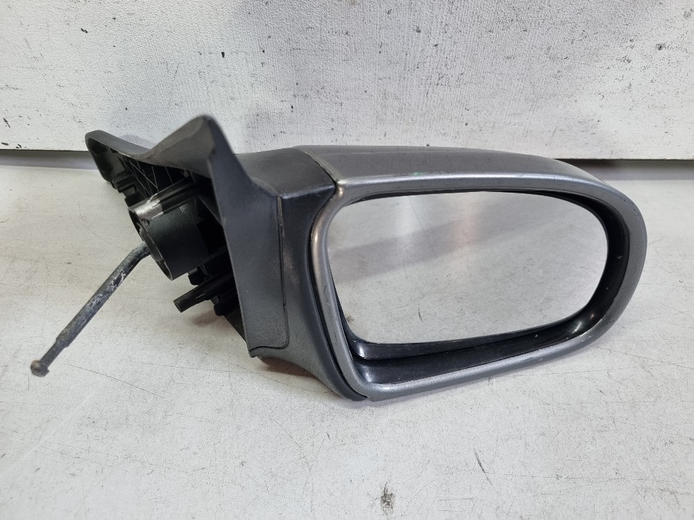 Retrovisor Direito Manual Corsa Classic 2005/2012 Seminovo. 1