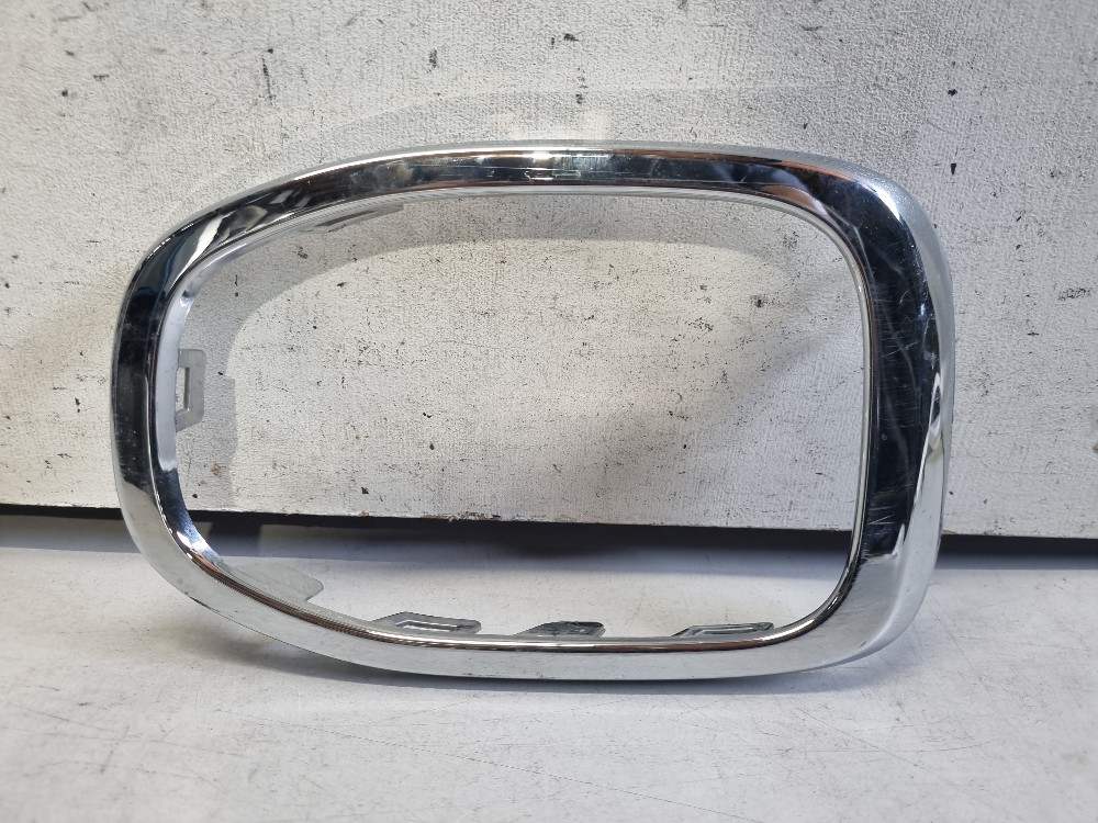 Moldura Esq. Cromada Do Cibié T-cross 2020/2024 Semi-nova 1