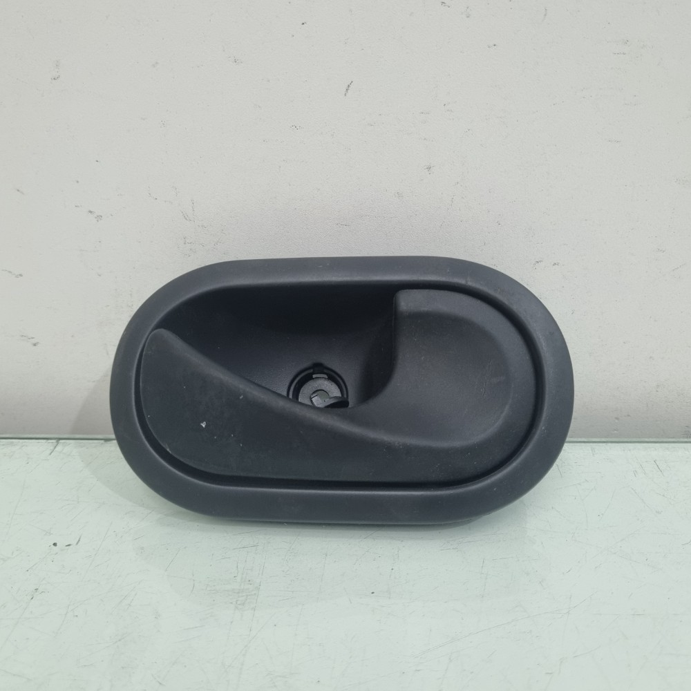 Maçaneta Interna Traseira Esquerda Renault Megane 2007/2012 Traseira 1