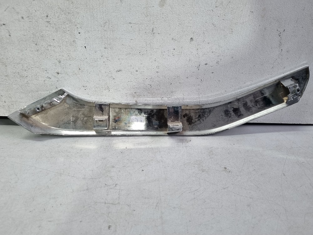 Friso Direito Cromado Inferior Eclipse Cross 2020/2024 3