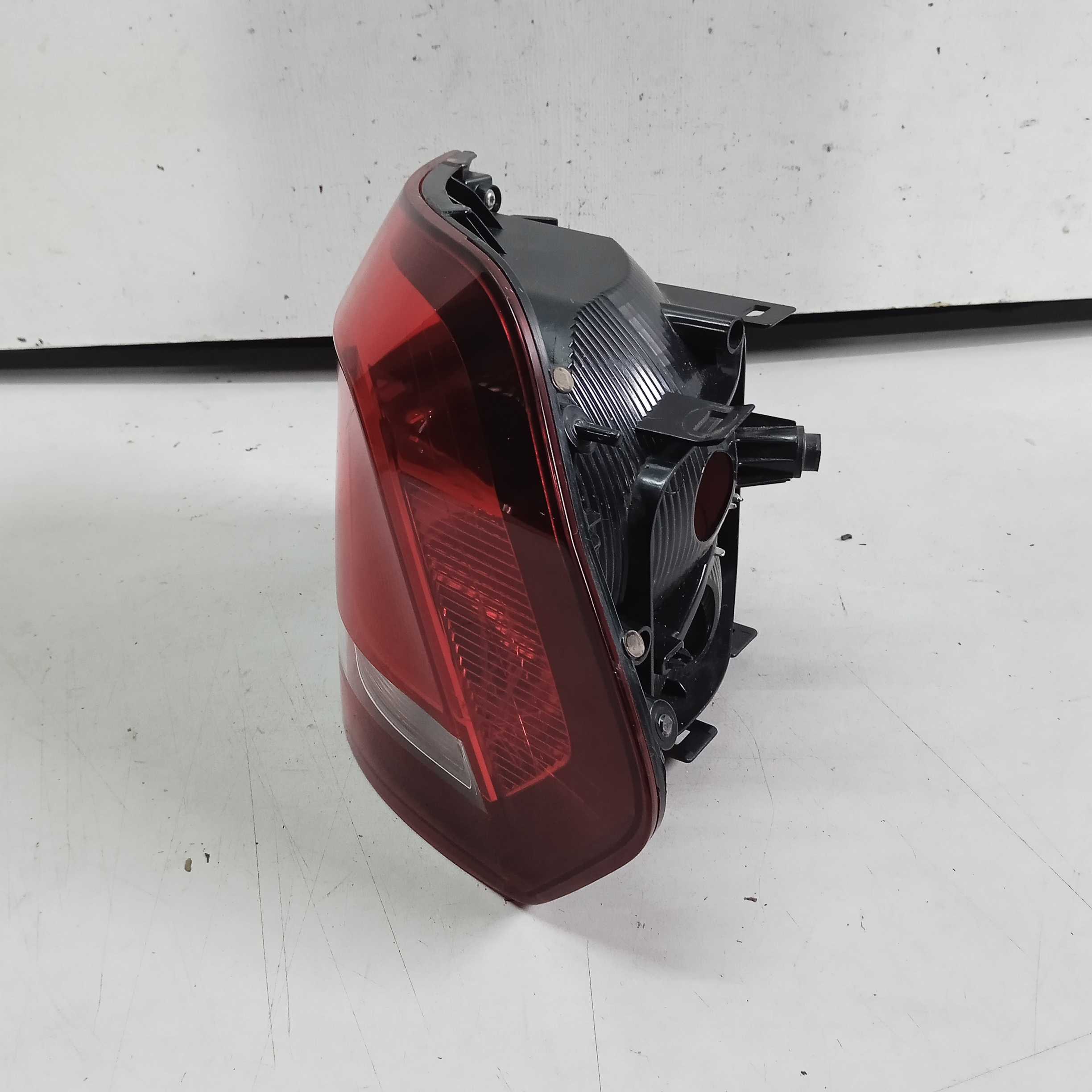 Lanterna Traseira Direita Vw Fox Ano 2015 / 2020 Recuperada 3