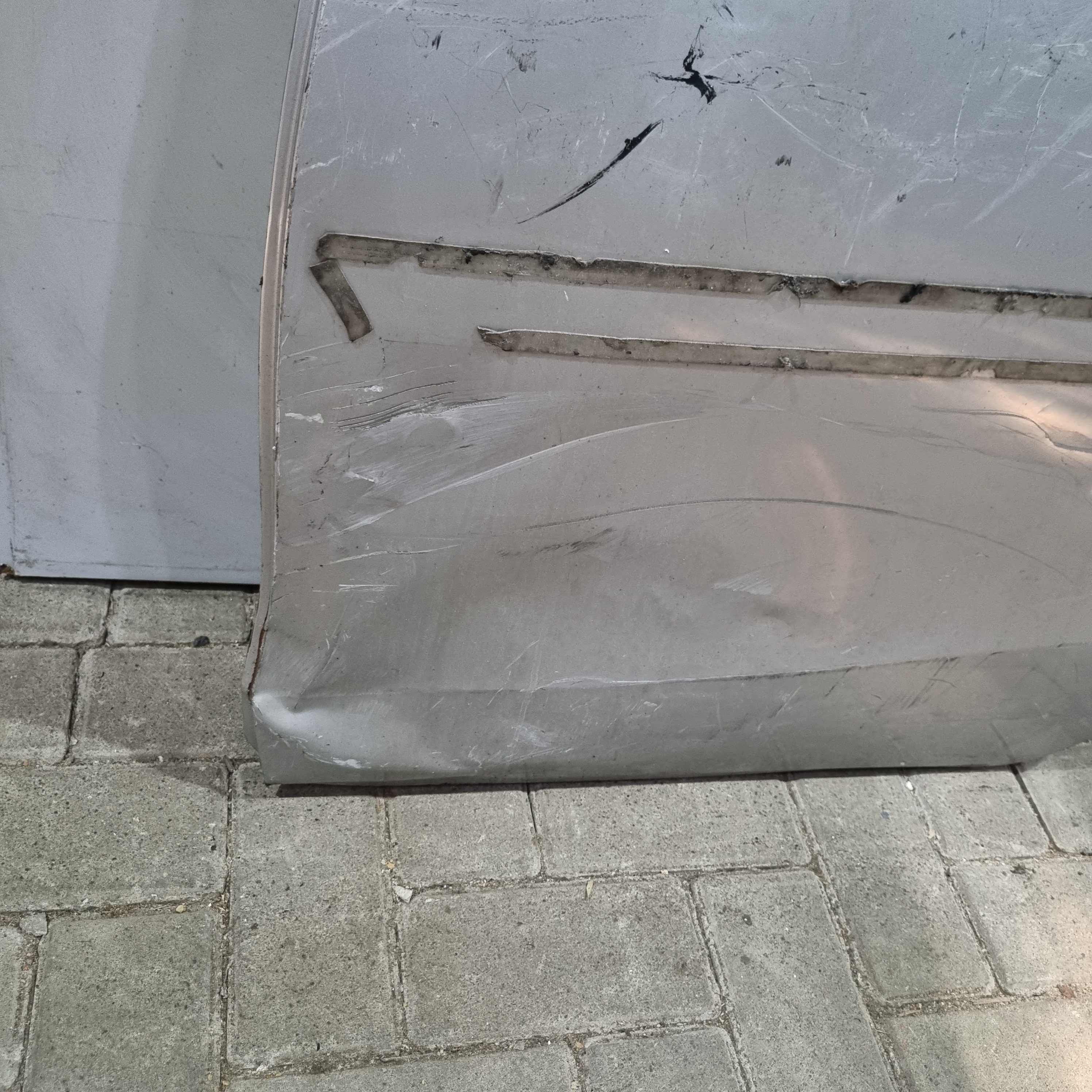 Porta Traseira Do Lado Esquerdo Toyota Yaris Hatch 2017/2023 2