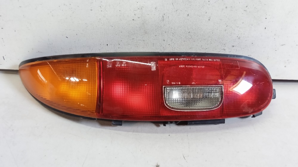 Lanterna Traseira Direita Mazda 1992/1996 Original Direito/passageiro 1