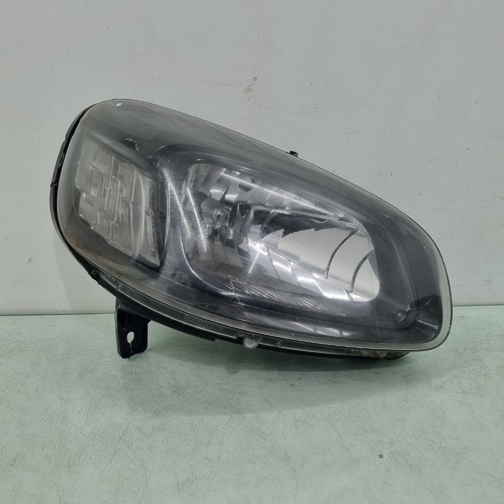 Farol Lado Direito M.negra Fiat  Uno Drive  2016/2020 Usado. 2
