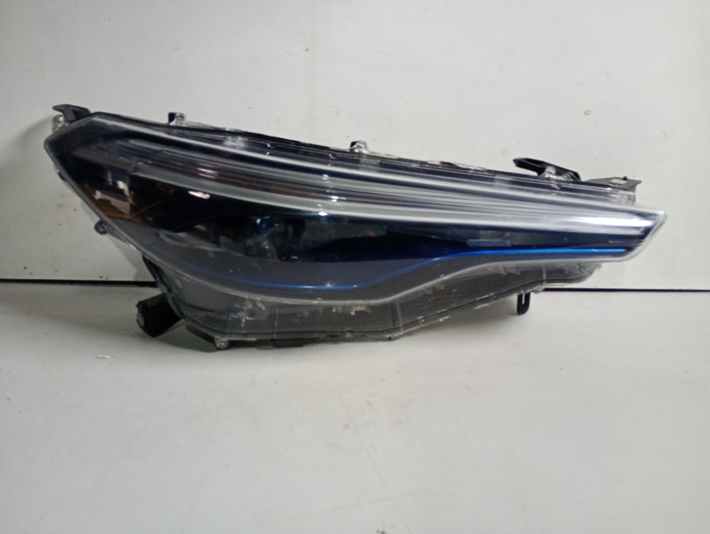 Farol Direito Corolla Cross 2020/2022 Original Recondicionad 2
