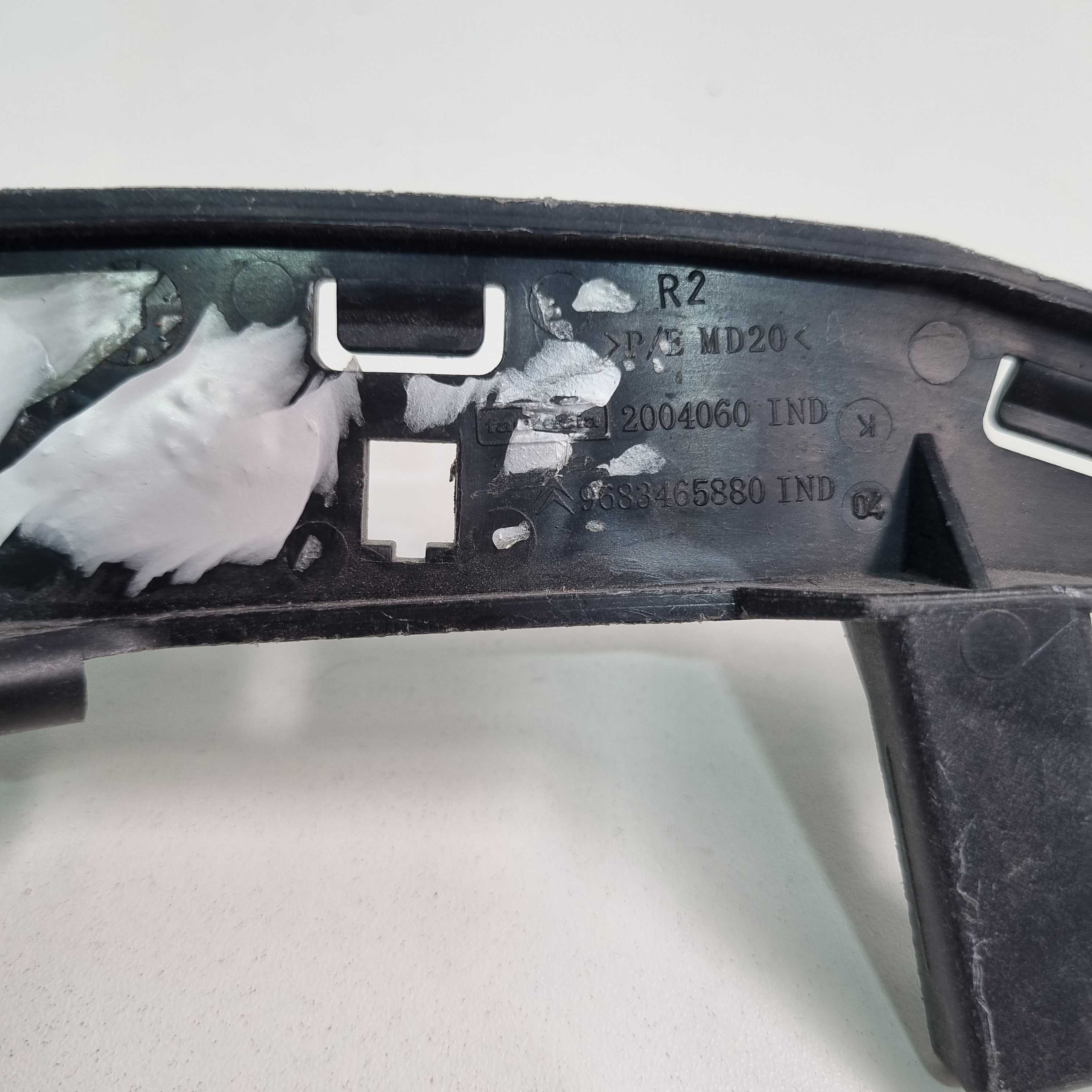 Guia Direita Do Parachoque Dianteiro Citroën C3 2013/2019 7