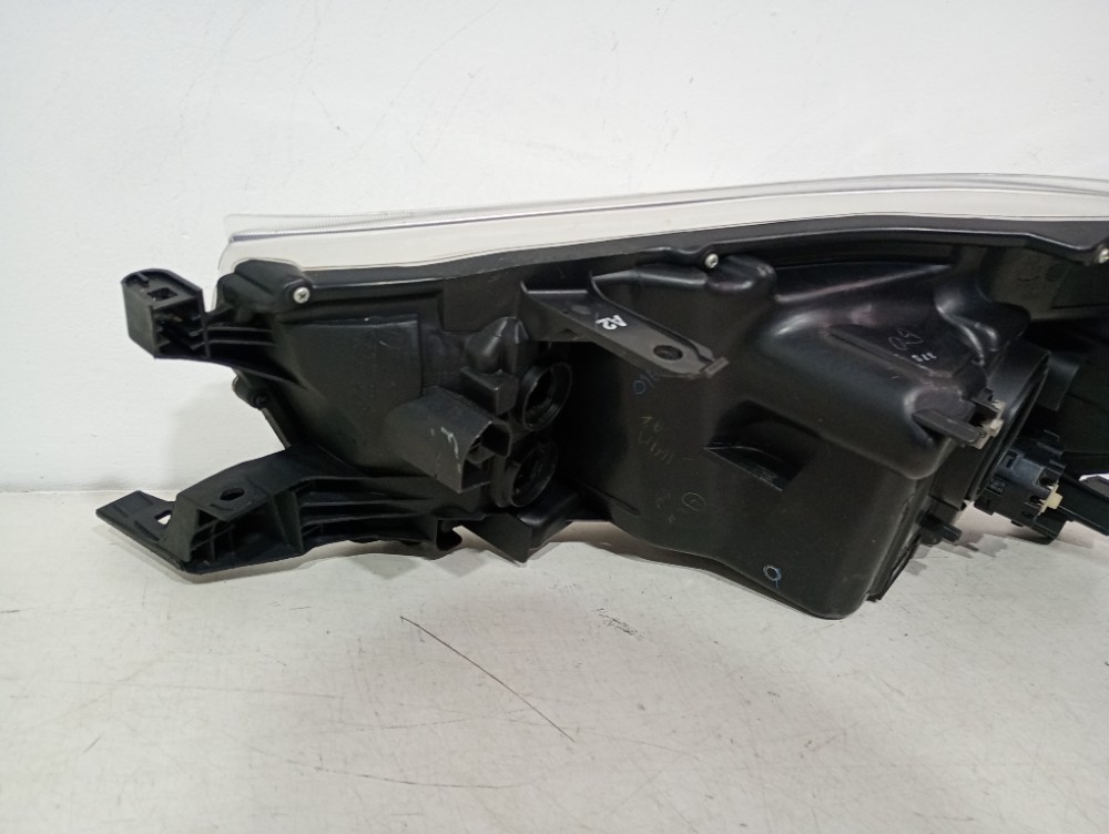 Farol Do Lado Direito Toyota Hilux 2016/2019 Direito/passageiro 5