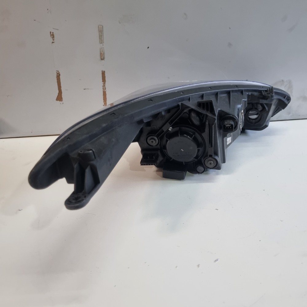 Farol Do Lado Esquerdo Hyundai Hb20 Modelos 2013/2019 Esquerdo/motorista 5