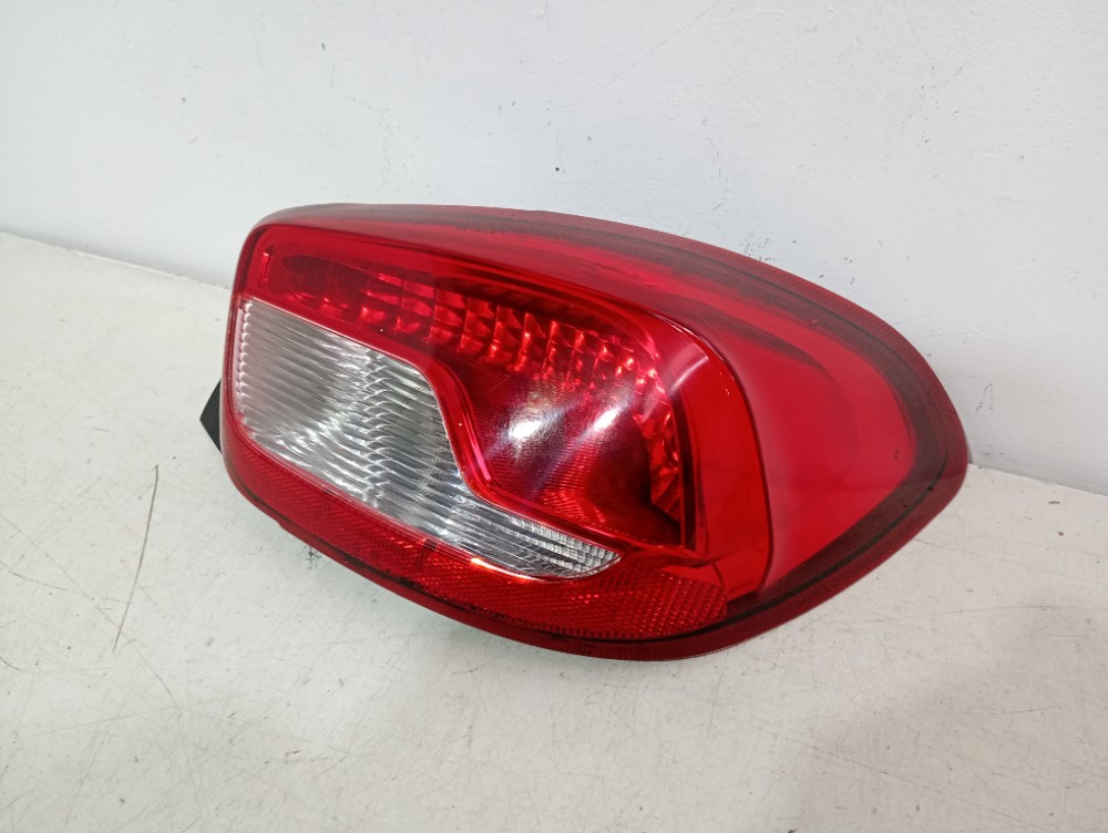 Lanterna Direita Recuperada Renault Kwid 2017/2021 Direito/passageiro Vermelha 2
