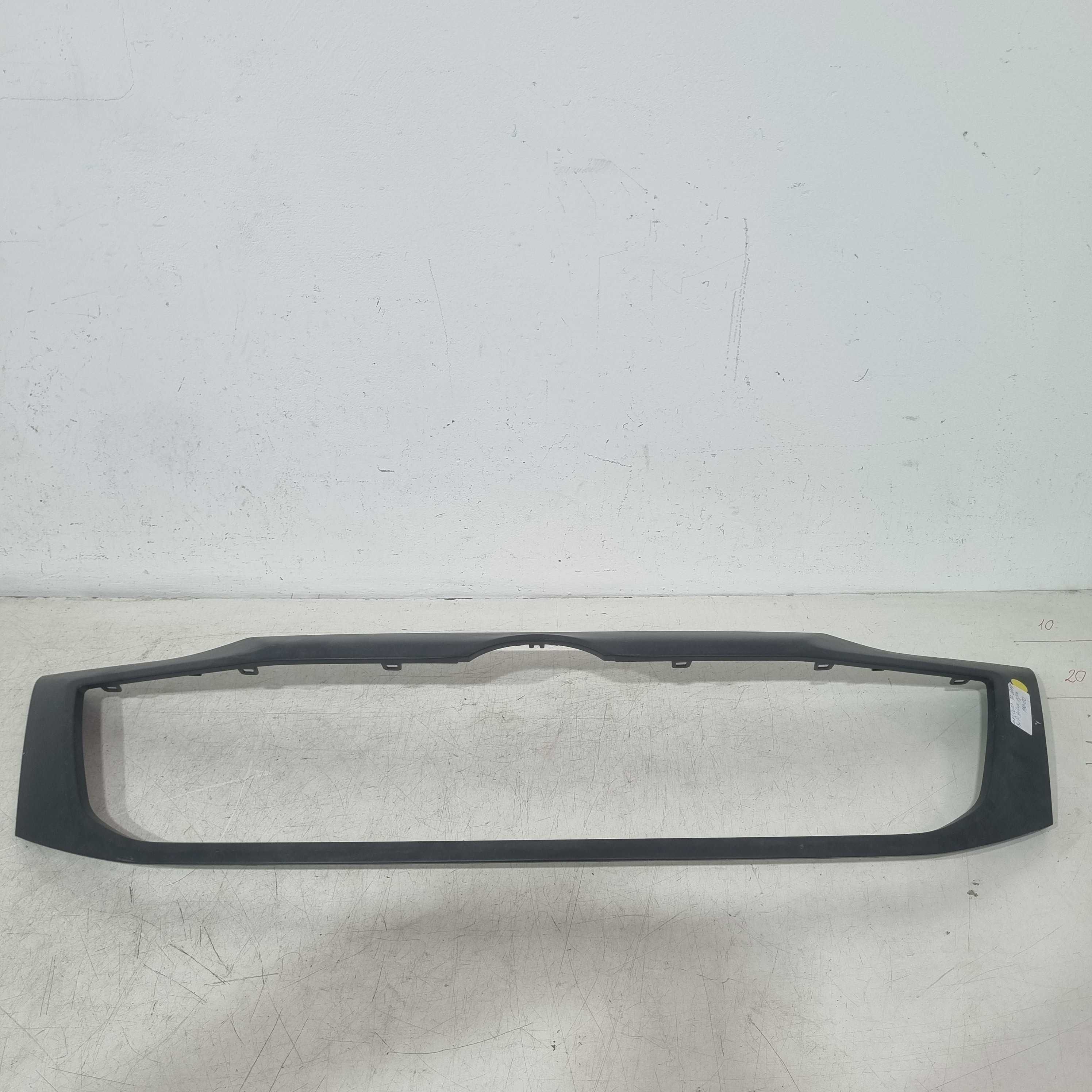 Moldura Da Grade Superior Hilux 2013/2016 4