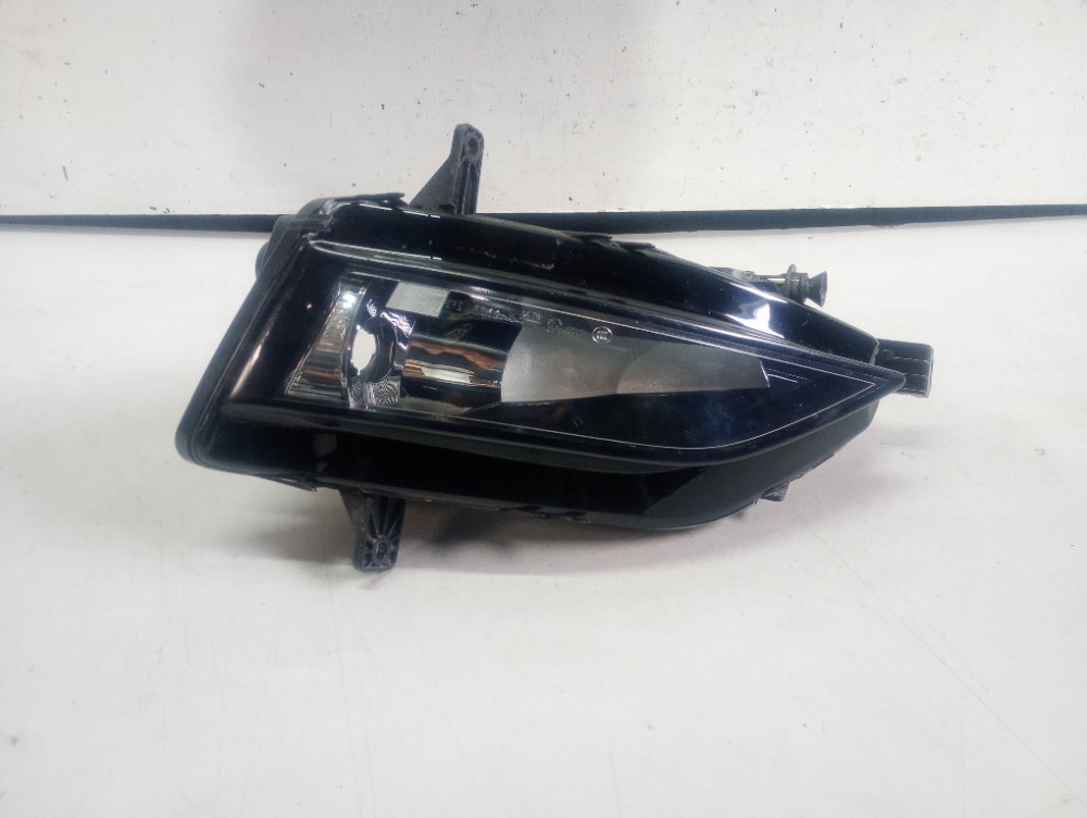 Farol De Milha Direito Volkswagen Golf Mk7 2019/2019 Recon. 1