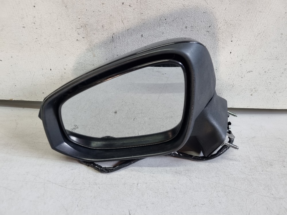 Retrovisor Esquerdo Toyota Corolla Cross 2022/2024 Usado 1