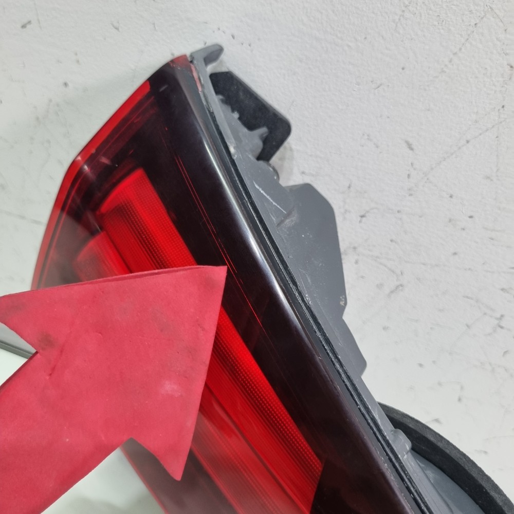 Lanterna Do Lado Esquerdo Da Tampa Honda Hr-v 2016/2019 Esquerdo/motorista 5